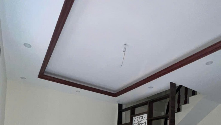 Cho thuê nhà LÀM VP, Ở GĐ Giáp Nhị Thịnh Liệt Hoàng Mai 5 tầng, 33m2, 3 ngủ, 12 Triệu